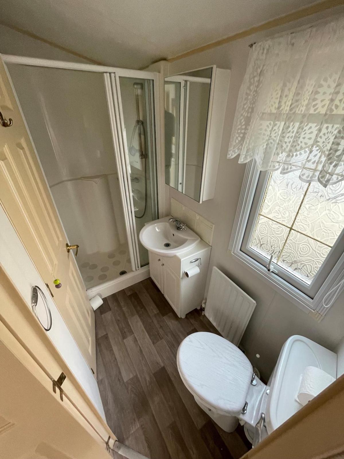 Willerby Granada 2-Bedroom Caravan, Glasgow Аддінгстон Екстер'єр фото